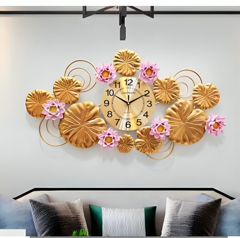 Metal  Leaf Lotus Decoration Clock 